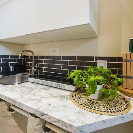 Hidden Luxury 2br With Terrace アパート *
