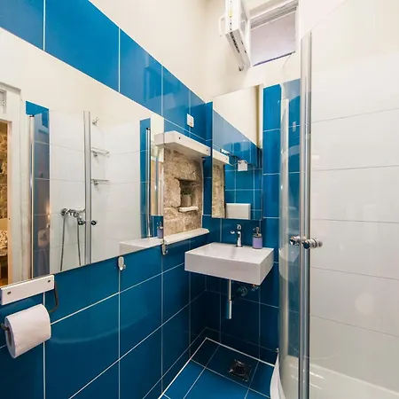 Hidden Luxury 2br With Terrace スプリト