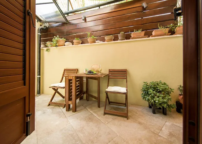 Hidden Luxury 2br With Terrace Lägenhet Split