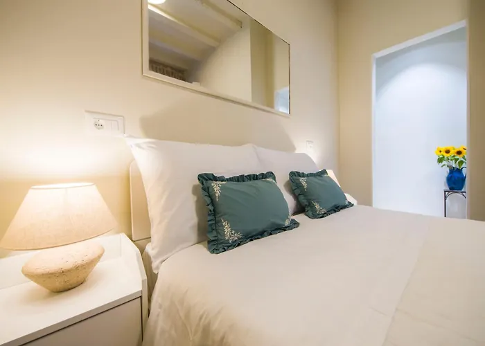 Lägenhet Hidden Luxury 2br With Terrace *
