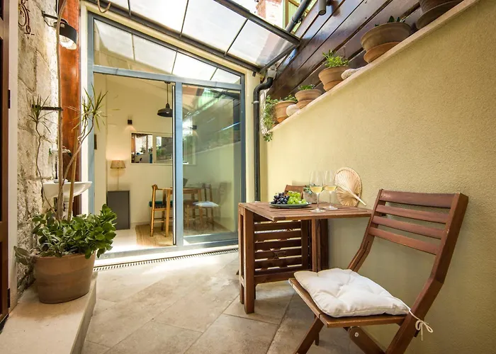 Hidden Luxury 2br With Terrace شقة *