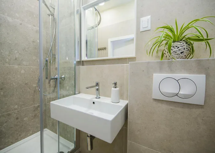 Hidden Luxury 2br With Terrace شقة سبليت