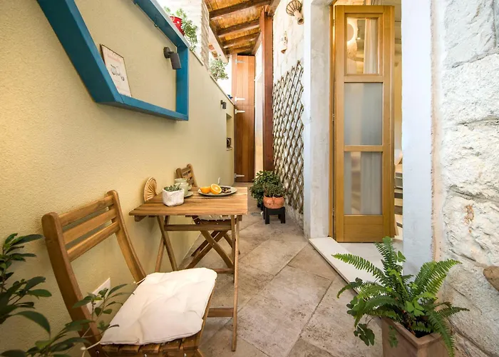 Hidden Luxury 2br With Terrace سبليت