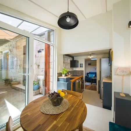 Apartment Hidden Luxury 2br With Terrace