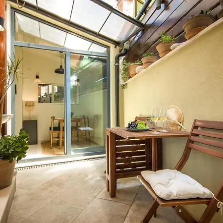 Hidden Luxury 2br With Terrace Apartment *