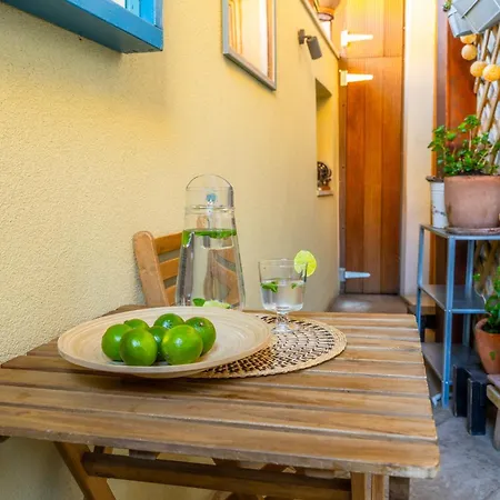 Апартаменти Hidden Luxury 2br With Terrace Спліт