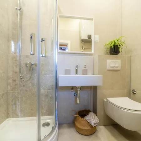 Hidden Luxury 2br With Terrace * Спліт