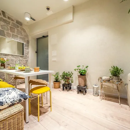 Hidden Luxury 2br With Terrace شقة سبليت