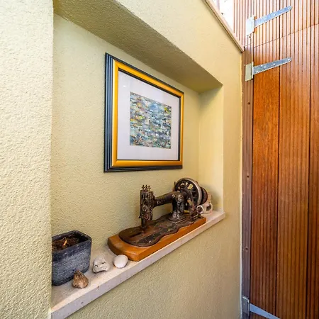 Hidden Luxury 2br With Terrace Апартаменти