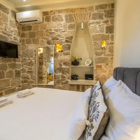 Hidden Luxury 2br With Terrace * سبليت