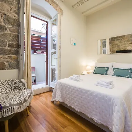 Apartament Hidden Luxury 2br With Terrace Split