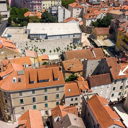 Apartament Hidden Luxury 2br With Terrace Split