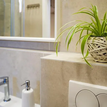 Apartament Hidden Luxury 2br With Terrace Split