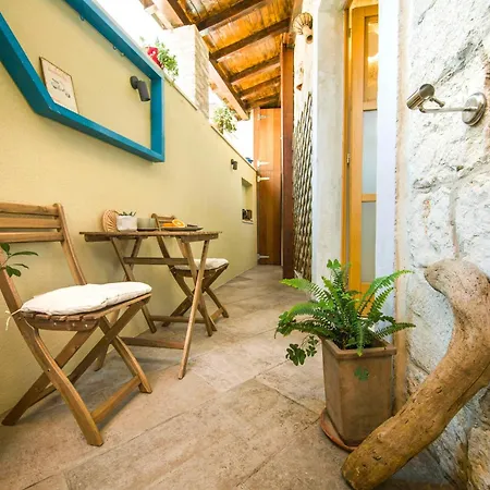 Hidden Luxury 2br With Terrace *